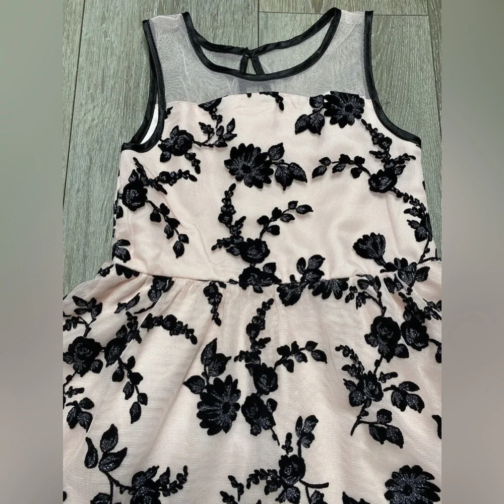 The Children’s Place Floral Holiday Dress Size 6